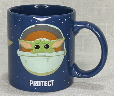 DISNEY Star Wars Mandalorian GROGU Snack Attack Protect Coffee Mug Cup 20 oz