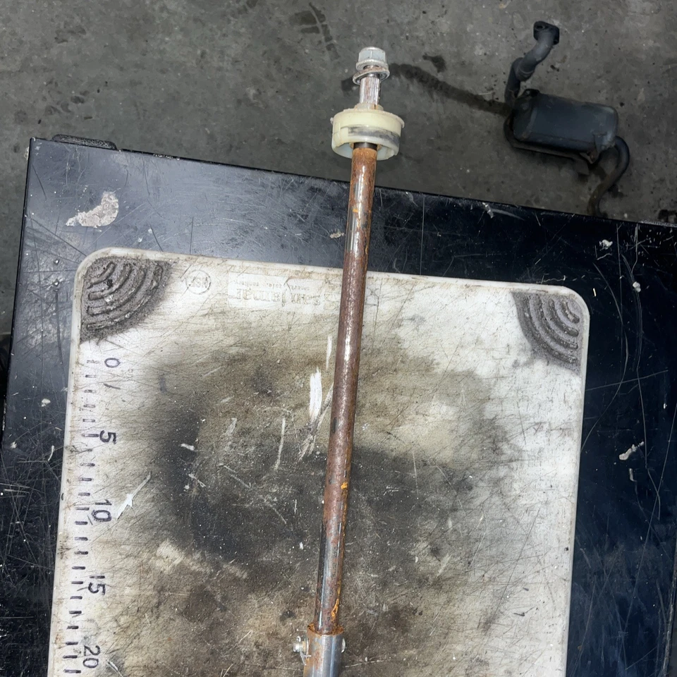 Eixo de direção do cortador Honda HT-R3009 - Imagem 2 de 4