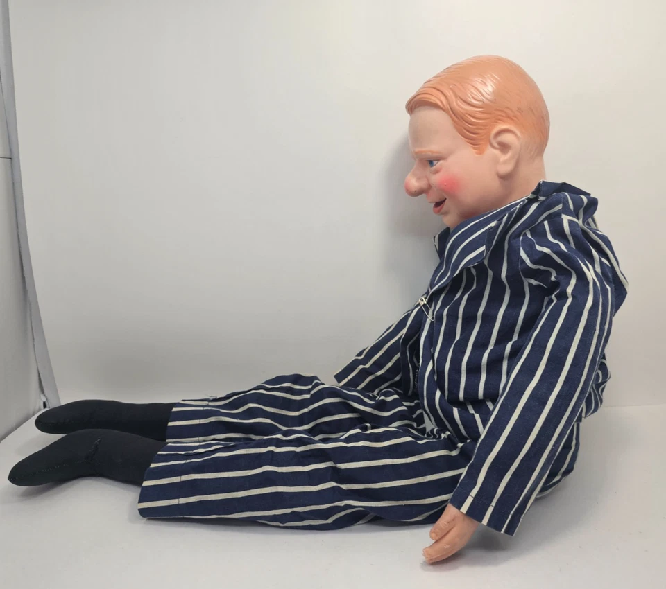 Muñeca de colección Eegee Goldberger W.C. Fields Ventrílocuo Maniquí 31" Años 80 MANO DAÑADA Foto 4 de 4