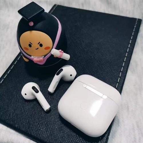 New Sealed Apple 4th Generation Wireless Bluetooth Headphones ANC US. - Picture 3 of 3