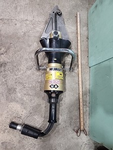 Hurst Hydraulic Jaws of Life Combi Tool Spreader / Cutter w/ Quick Connect Used