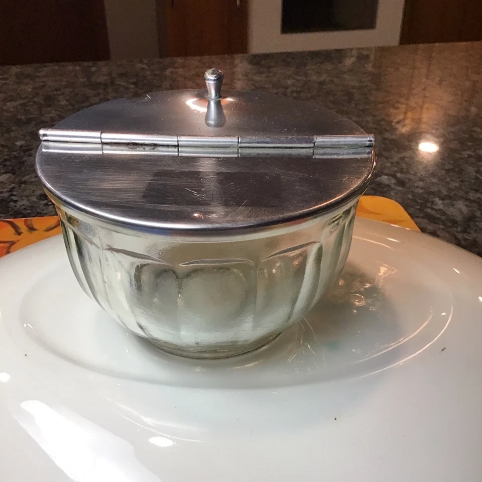 Cuenco de azúcar vintage 1950 Bloomfield Glass Diner acero inoxidable tapa abatible agujero de cuchara Foto 3 de 4