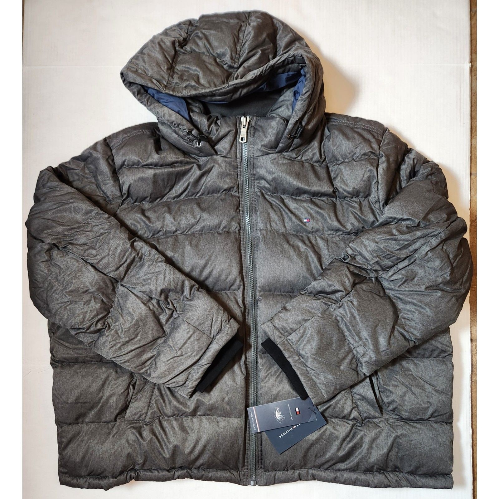 Tommy Hilfiger Men’s 3XL Down Alternative Hooded Puffer Jacket