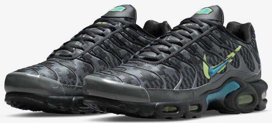 海外限定 NIKE Air Max Plus TN Lucky Charms 海外限定 NIKE Air Max Plus TN Lucky Charms - メルカリ