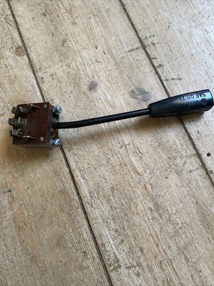 Interruptor de palanca de dirección original VW Passat 32 Audi 80 intermitente luz de carretera VW 823953513A Foto 3 de 4