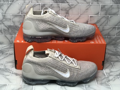 oatmeal vapormax