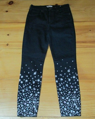 NEW BCBGeneration BCBG Jeans Size 28 Pink Floral Embroidered Dark Blue Tapered
