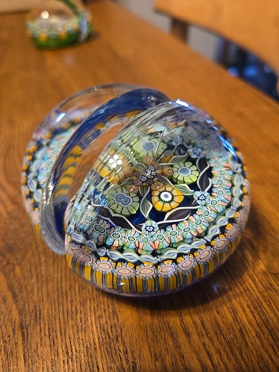 Perthshire Paperweights 花模様 ペーパーウェイト RARE Perthshire Flower 2x Half Paperweight - For Demonstrations