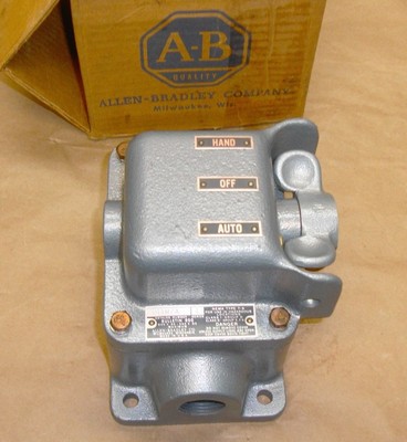 NEW Allen Bradley 800 3HAM7A Hazardous Location Hand Off Auto Selector Switch AB