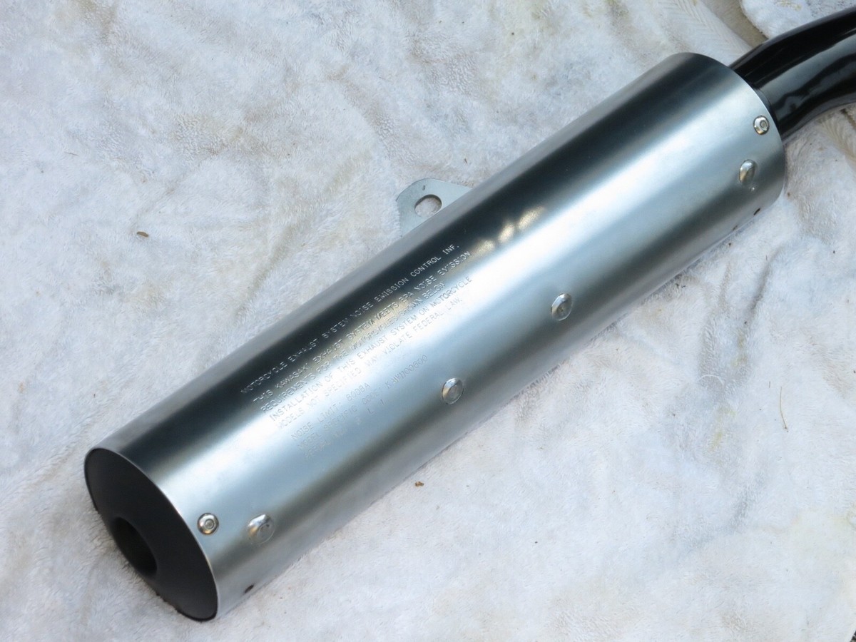 KAWASAKI ZX600 NINJA 1985-89 RIGHT SIDE EXHAUST / MUFFLER