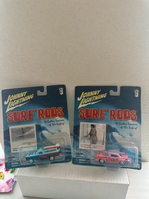 Johnny Lightning Menge x2 Surfen Stangen Coast Busters / 1957 Chevy Vixens B1