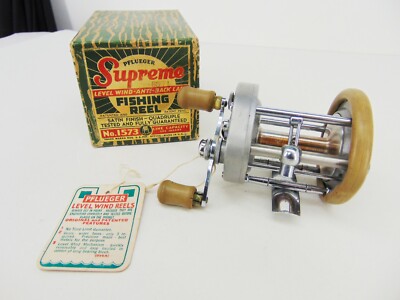 Vintage PFLUEGER Supreme #1573 FISHING REEL Level Wind w/ Box