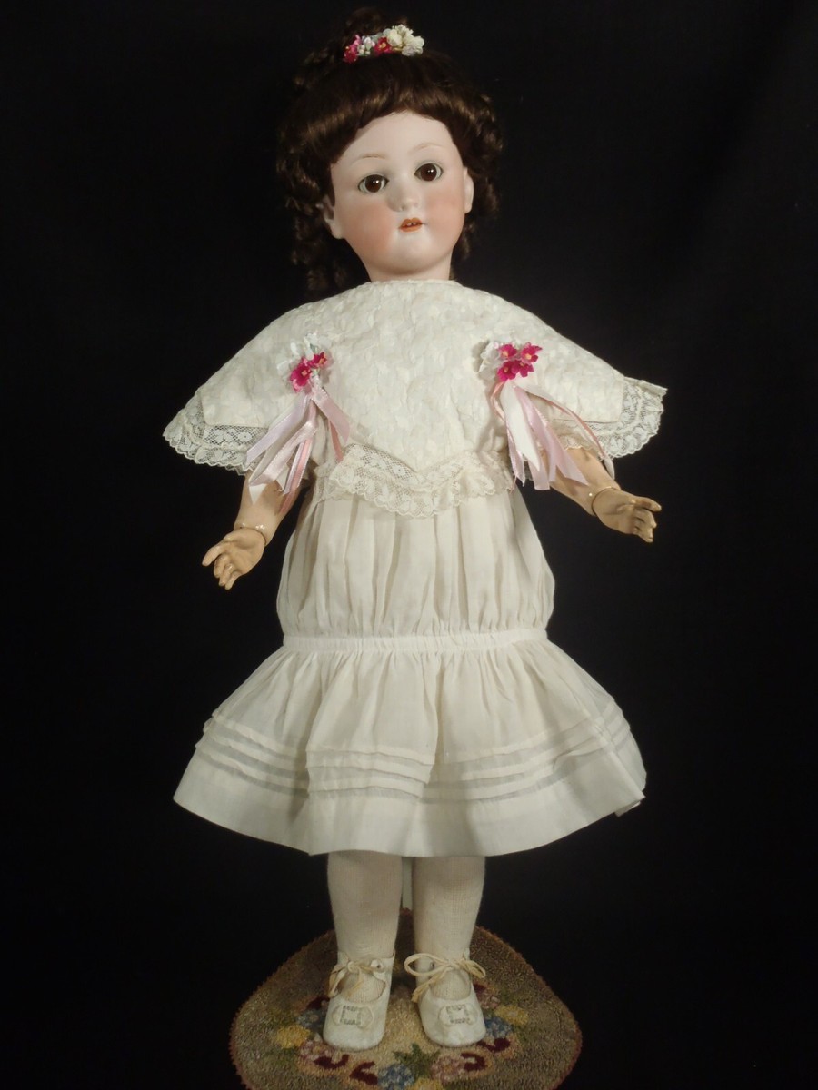 Cuno & Otto Dressel 45㎝ Vectis Auctions | Cuno & Otto Dressel Bisque Doll, German