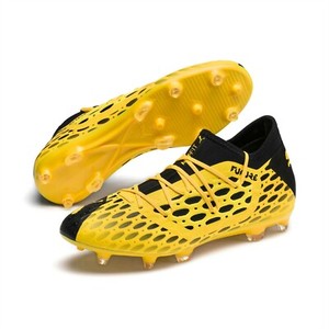 puma soccer boots