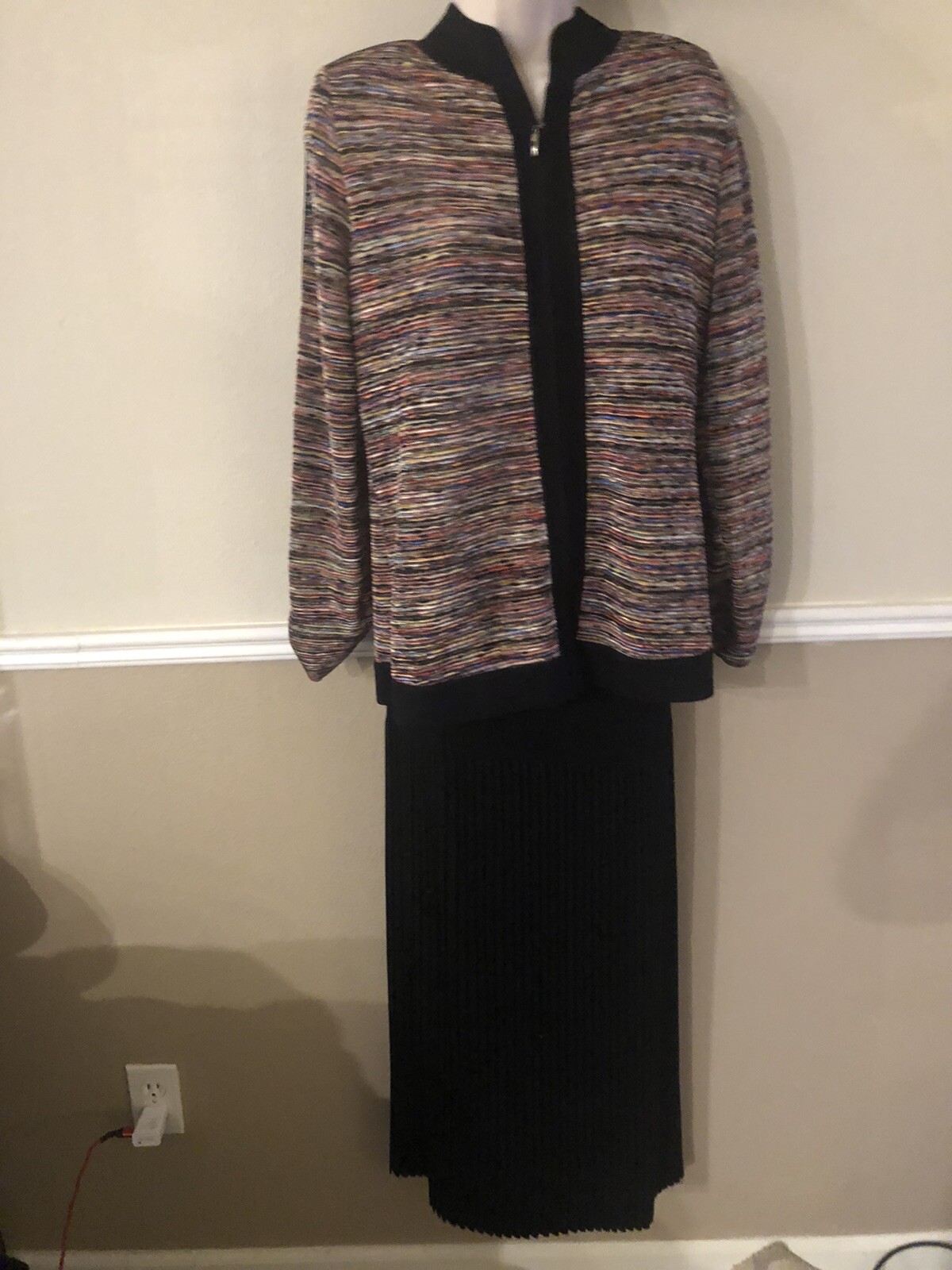 Misook Exclusively Rainbow jacket blazer with ple… - image 5