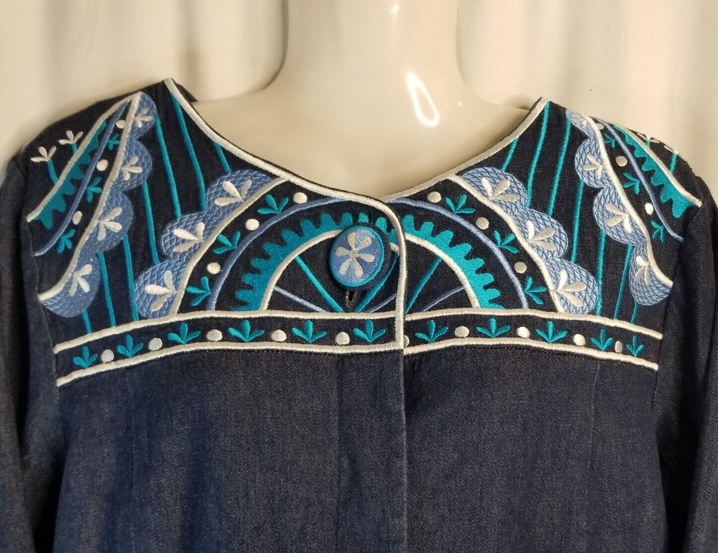 Bob Mackie Women's Jacket Wearable Art Embroidere… - image 3