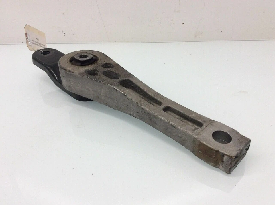 Volkswagen EOS Transmission Sub Frame Mount OEM Used Foto 3 de 4