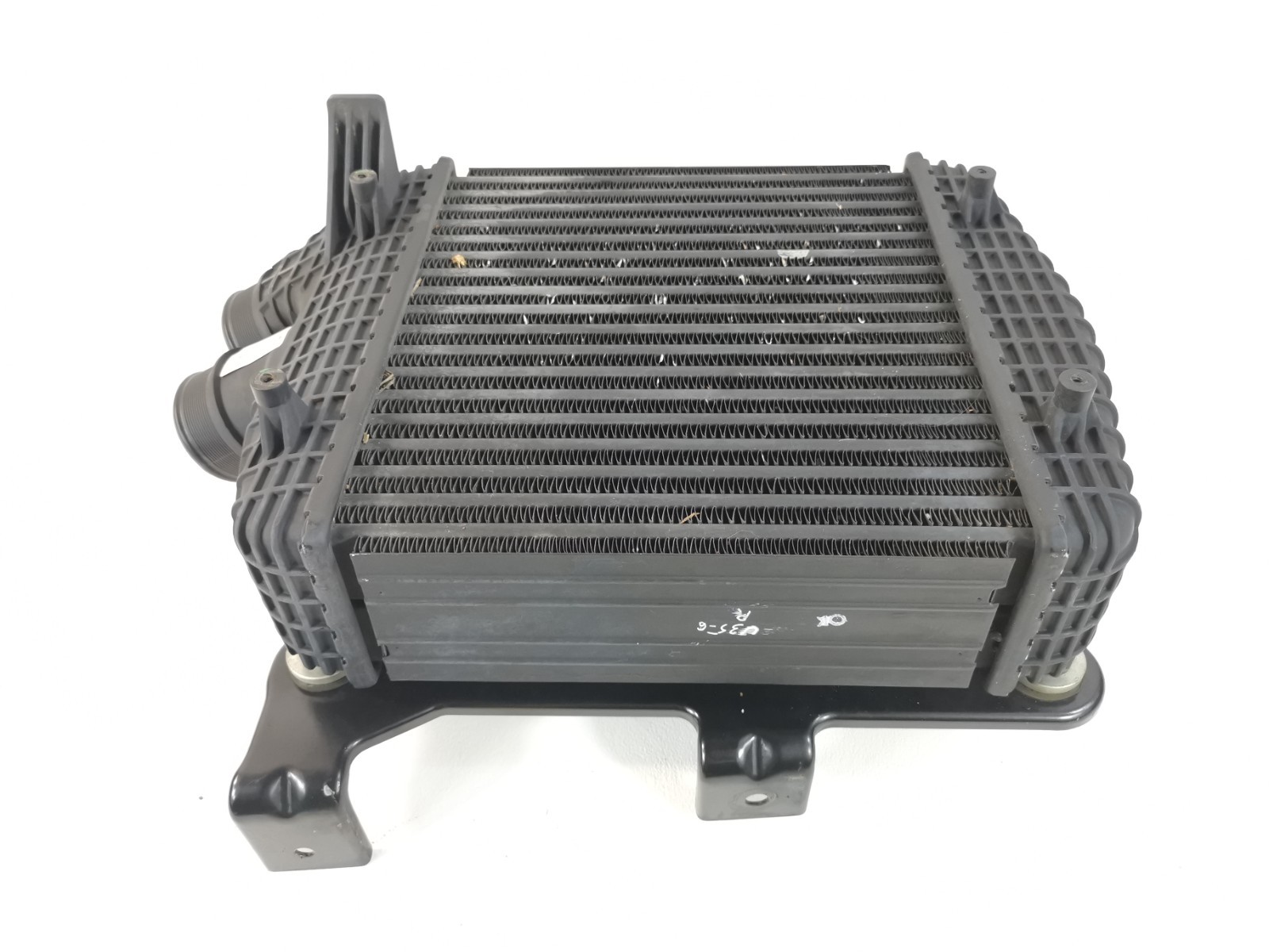 Maserati Ghibli 3.0 RWD Auto 2015 Right Side Turbo Radiator Intercooler OEM