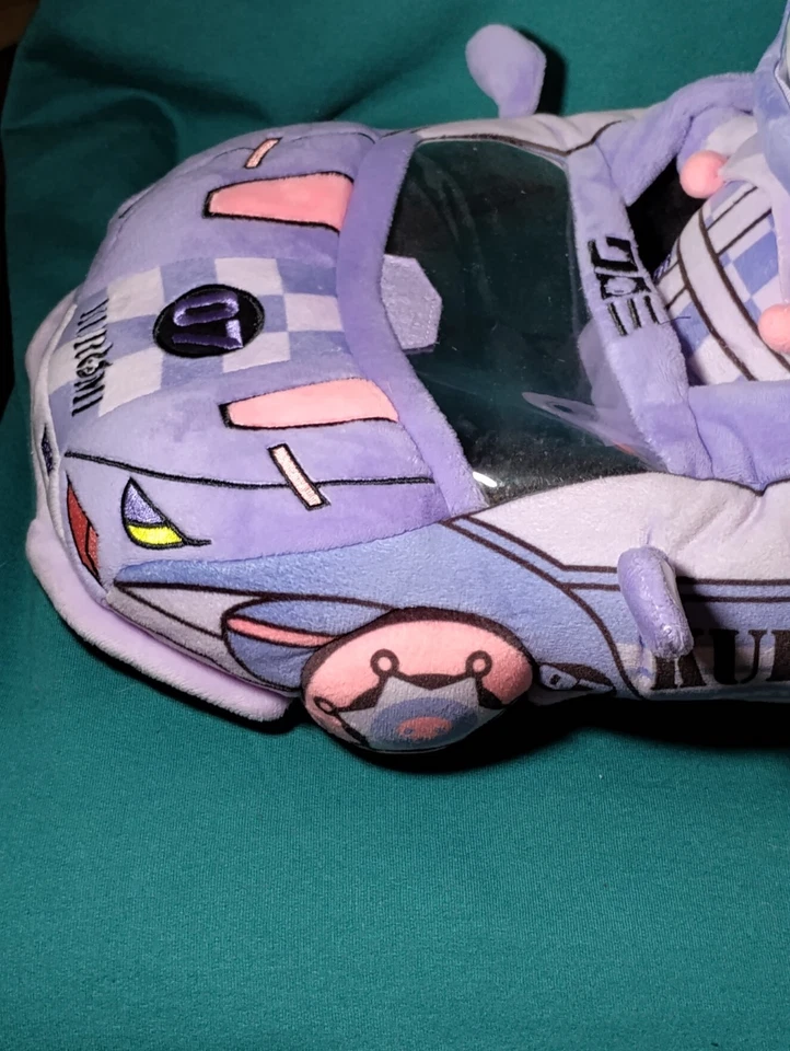 SANRIO HELLO KITTY AND FRIENDS KIDROBOT TOKYO SPEED RACER KUROMI 13" ABOVEDADO Foto 3 de 4