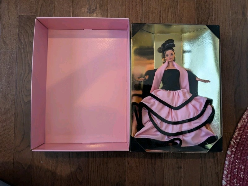 Mattel Barbie Escada Limited Edition Fashion Doll 1996 11.5in MPN 15948