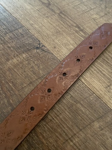 Genuine Leather Brown Tooled Belt Tooled Silver Buckle Women’s Size M - Picture 7 of 11