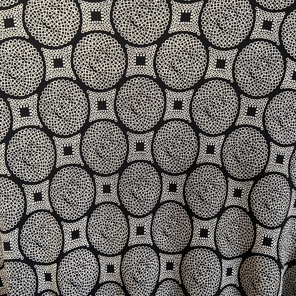 The Limited Asymmetrical Wrap-around Geometric Dress Size Large 100% Polyester - Imagem 3 de 4