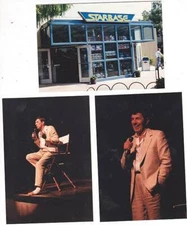 LOT 3: LEONARD NIMOY AT UNIVERSAL STUDIOS personal appearance 3 photos in 1988.