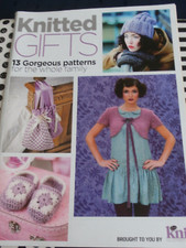 13 PREZENTÓW DZIANINOWYCH WZORY DZIEWIARSKIE KSIĄŻKA Z MAGAZYNU LETS KNIT NOV 2012