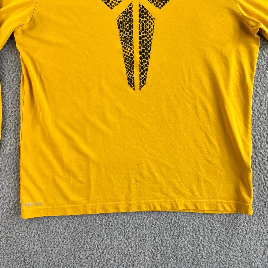 kobe Nike Dri-FIT 長袖Tシャツ XL Nike T Shirt Mens Large Yellow Kobe Bryant Black Mamba Dri