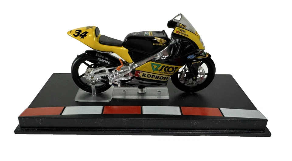 MODELLINO MOTO DIECAST HONDA 125 ANDREA DOVIZIOSO 2004 1/24 - Immagine 4 di 4
