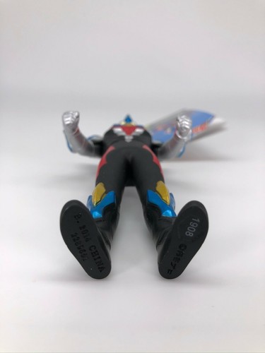 Bandai Ultraman Ginga Victory Ultra Hero Serie 30 PVC Actionfigur Tsuburaya - Bild 11 von 12