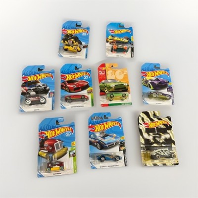 Hot Wheels Lot of 9   Corvette, Lamborghini, DeLorean, X-Raycers, Trucks 