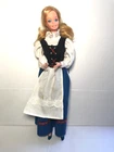 Dolls of the World Barbie Sweden Swedish Doll #4032 Vintage Mattel 1982