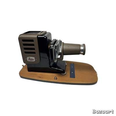 Vintage Leica E Leitz Wetzlar Prado Slide Projector with Hektor 85mm f/2.5 Lens 