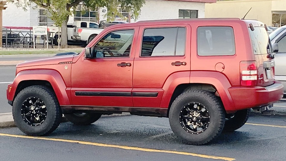 16x8 Moto Metal Wheels MO970  Gloss Black w/ Milled Lip Rims 8x165.1 ET+0 (4pcs) Foto 4 de 4