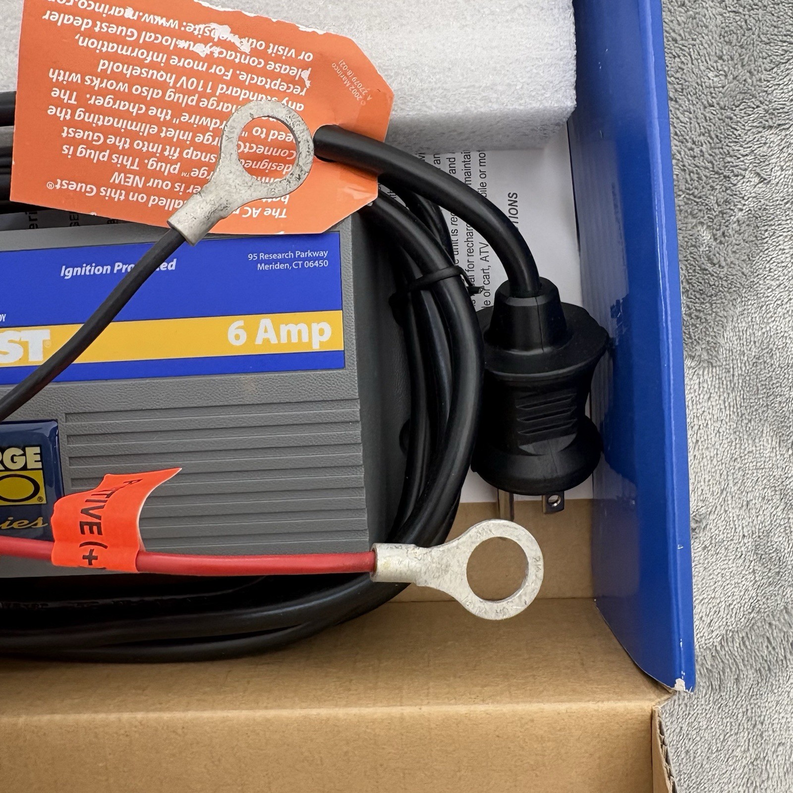 Guest Charger Pro Series 6 Amp Marine Battery Charger Model 2608A 12V