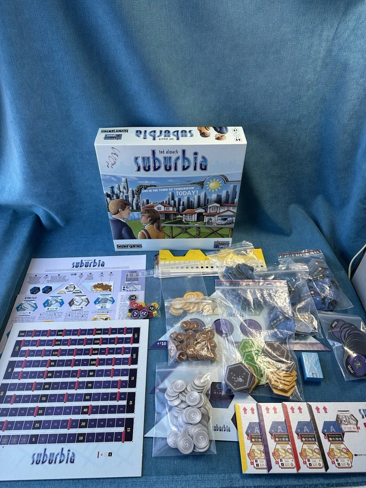 Suburbia the Board Game +4 expansions- INC./ 5*/Essen/Con RARE COMPLETE PRISTINE - Image 3 of 4