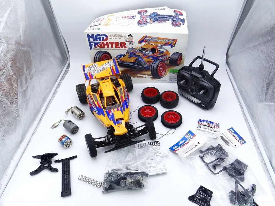Mad Fighter Buggy Ferngesteuert 1/10 Vintage RC Tamiya OVP Chassis + Ersatzteile - Bild 2 von 4
