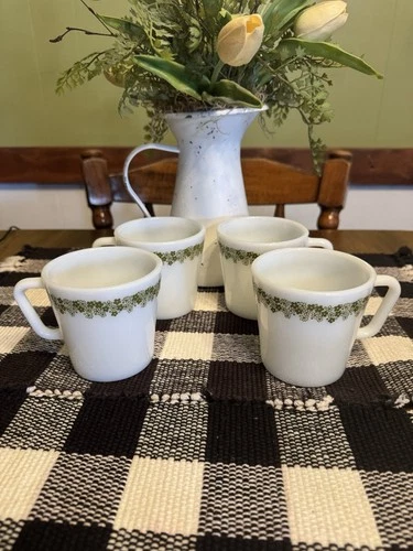 VTG Set of 4 Pyrex Crazy Daisy Spring Blossom Coffee Cups Mugs "D" Handle #1410