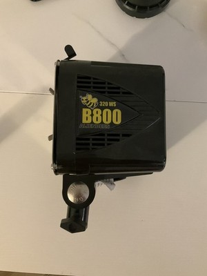 AlienBees B800 320WS Studio Strobe   For Parts/Repair (Flash Not Firing)