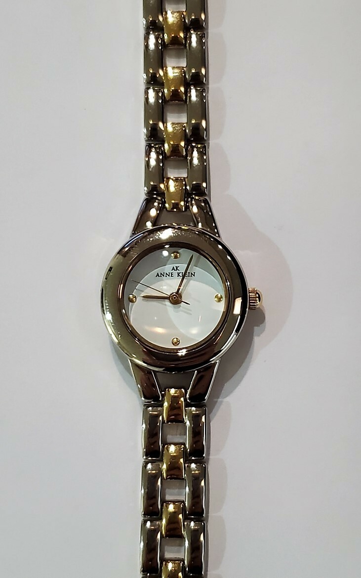 Ann Klein II Women\'s Bracelet Interlocking Link Style Wristwatch Anne Klein II Quartz Analog Ladies Watch With Silver Link  main image 3
