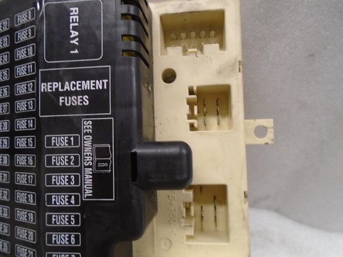 03-08 JAGUAR S-TYPE INTERIOR FUSE RELAY BOX CONNECTOR 2R8T-14AD67A6 OEM DK703113 - Picture 5 of 10