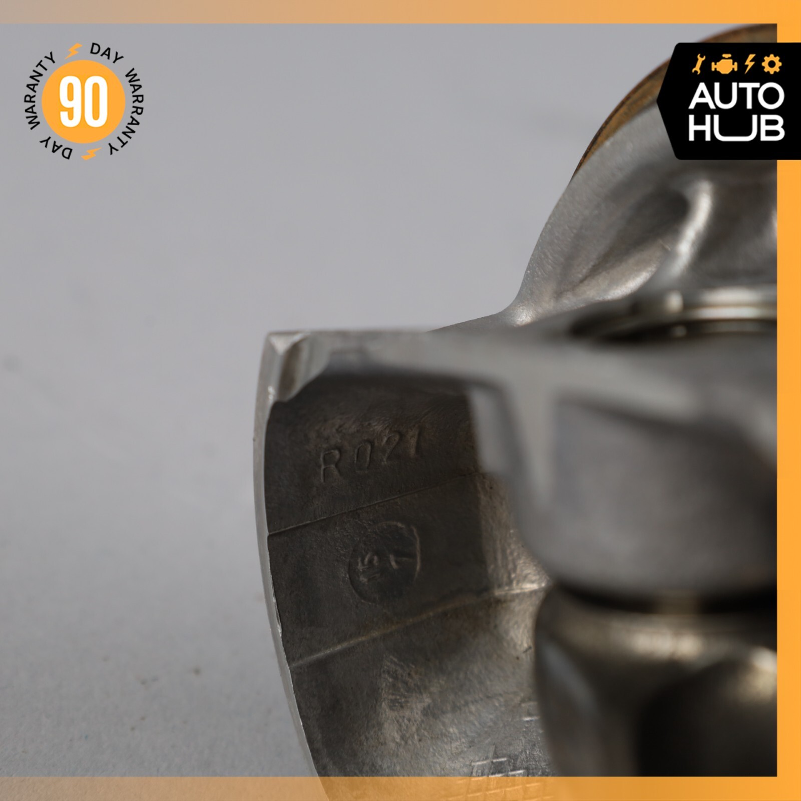 04-17 Maserati GranTurismo M145 4.2L Engine Right Piston Connecting Rod OEM
