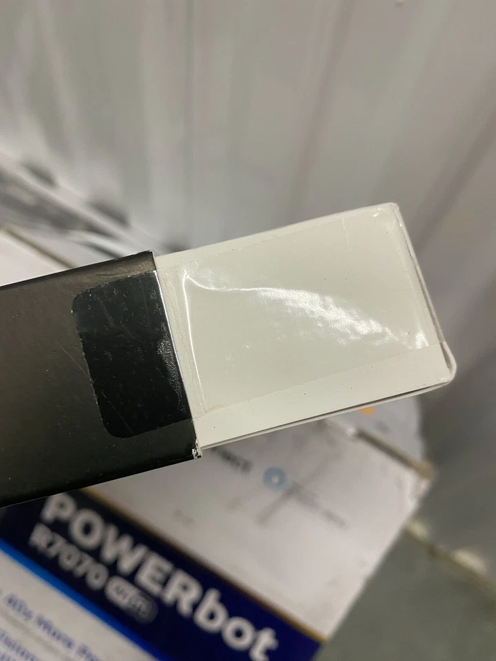 Microsoft Surface 2 32GB, Wi-Fi, 10.6in - Magnesium only works when it charging - Image 4 of 4