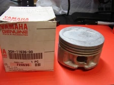NOS Yamaha 1989-91 YFM250 Moto-4 1989 YFU1 Pro4 2nd Oversize Piston 3GH-11636-00