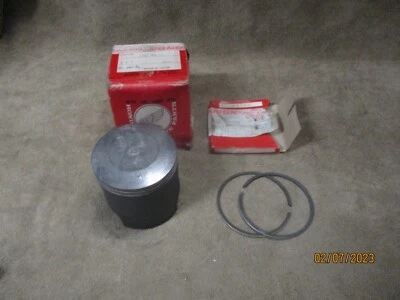 piston + segments d'origines HONDA FL 350 ODYSSEY 13102-VMO-315 13012-VMO-305 - Photo 1/4