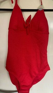 accessorize red swimsuit