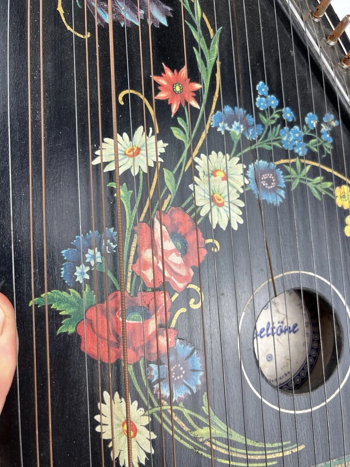VNTG JUBELTONE KONZERT SALON HARFE QURLITATSMARKE ZITHER LAP HARP MUSIC GERMANY - Image 3 of 4