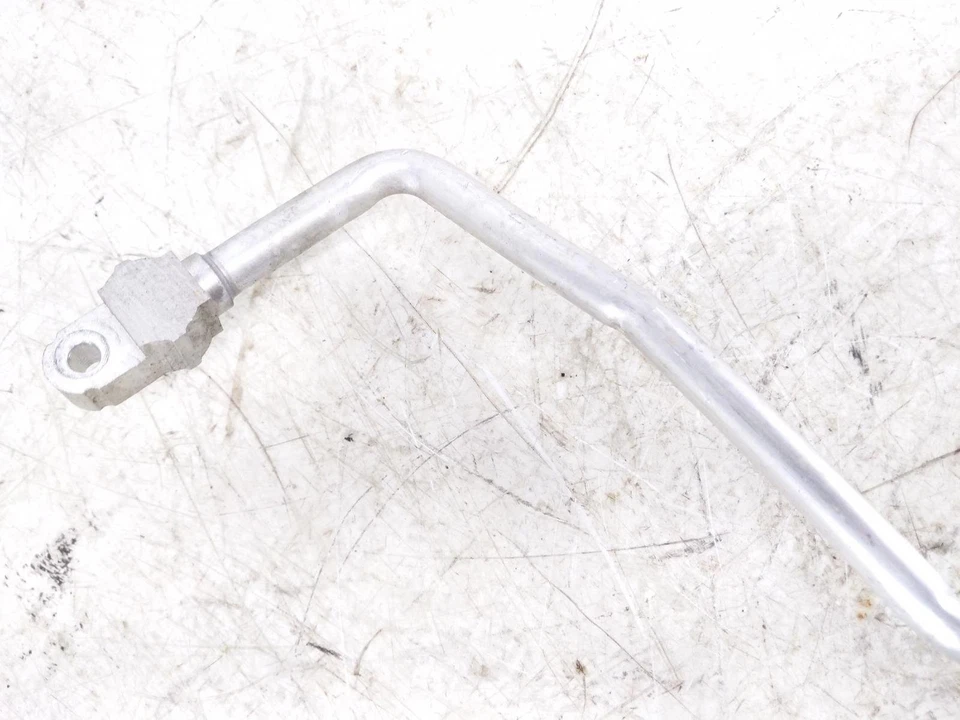 Tubo de descarga de aire acondicionado Toyota Prius 2016-2021 #1 88705-4703 Foto 2 de 4