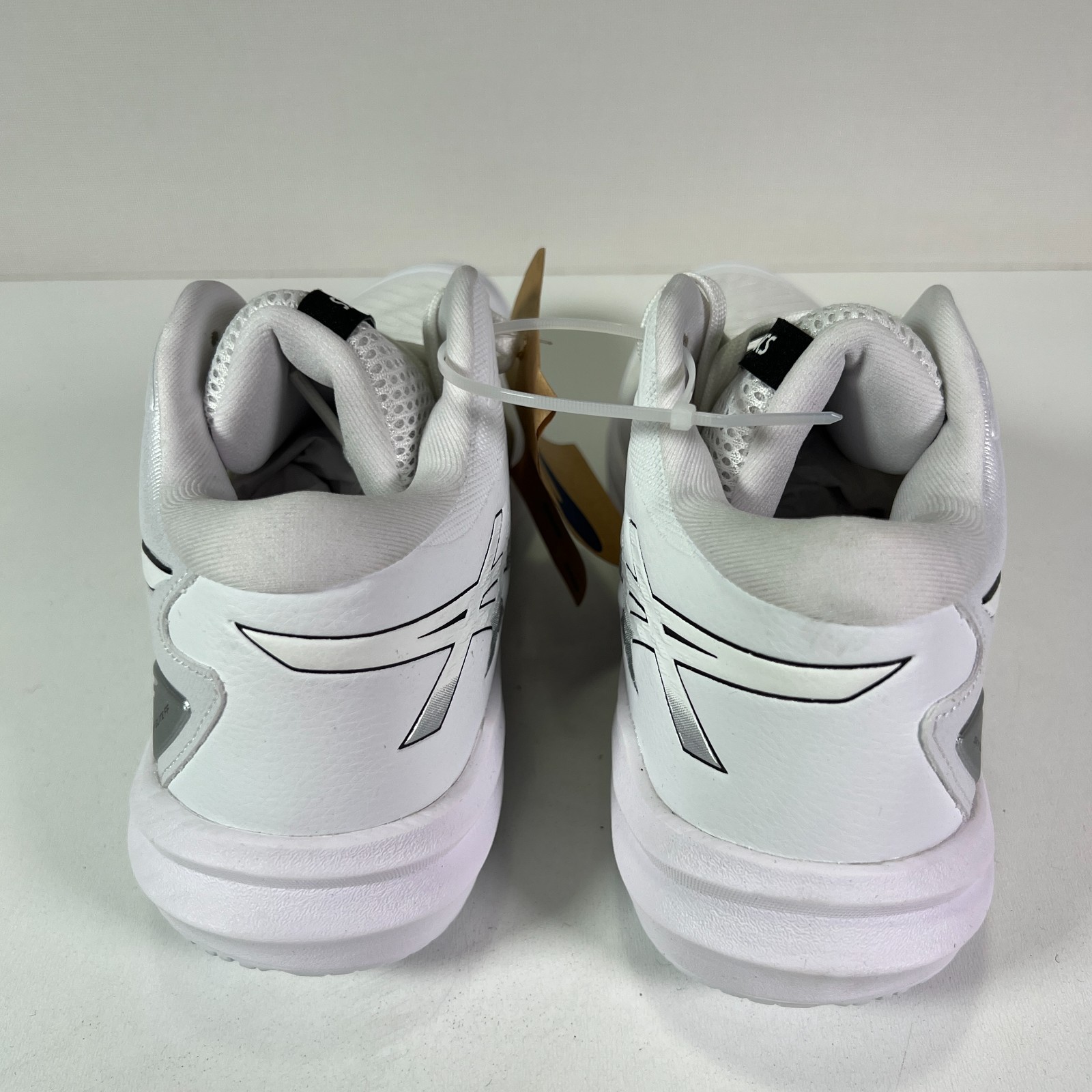 ASICS Sky Elite FF White Sneaker Volleyball Shoes 1052A076 Women's 8.5 * NEW! thumbnail 6